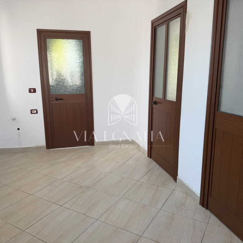 Jepet me qira kati i pare i një shtëpie private në Lagjen 17, Durrës