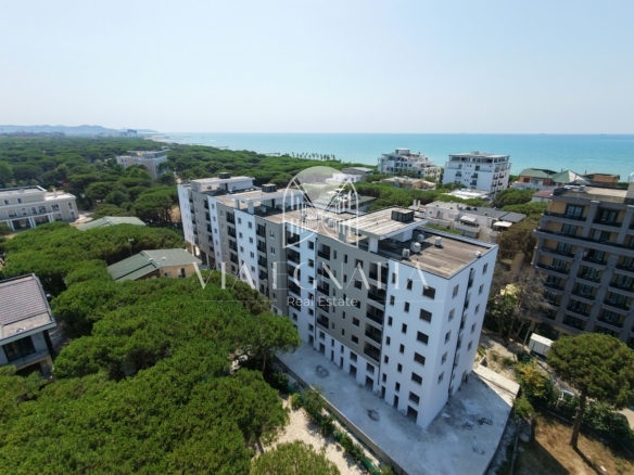 SHITET APARTAMENT 1+1, 70m NGA DETI NË MALIN E ROBIT, KAVAJË