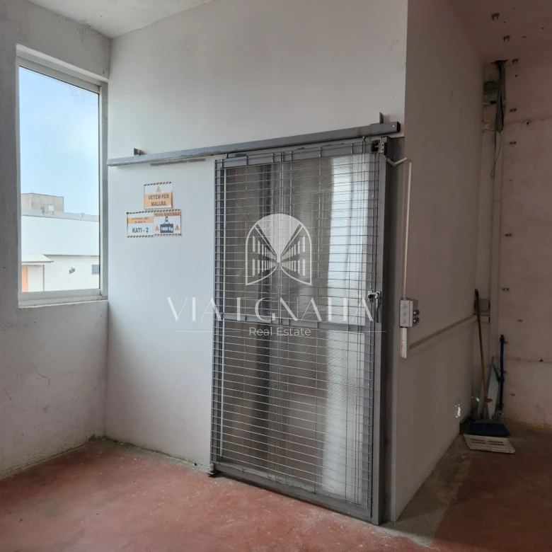 MAGAZINË PËR QIRA 600M², ISH AGRO-EXPORT, N.I.SH TULLA DURRËS
