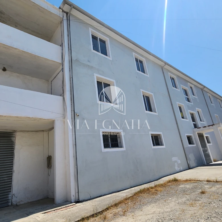 MAGAZINË PËR QIRA 600M², ISH AGRO-EXPORT, N.I.SH TULLA DURRËS