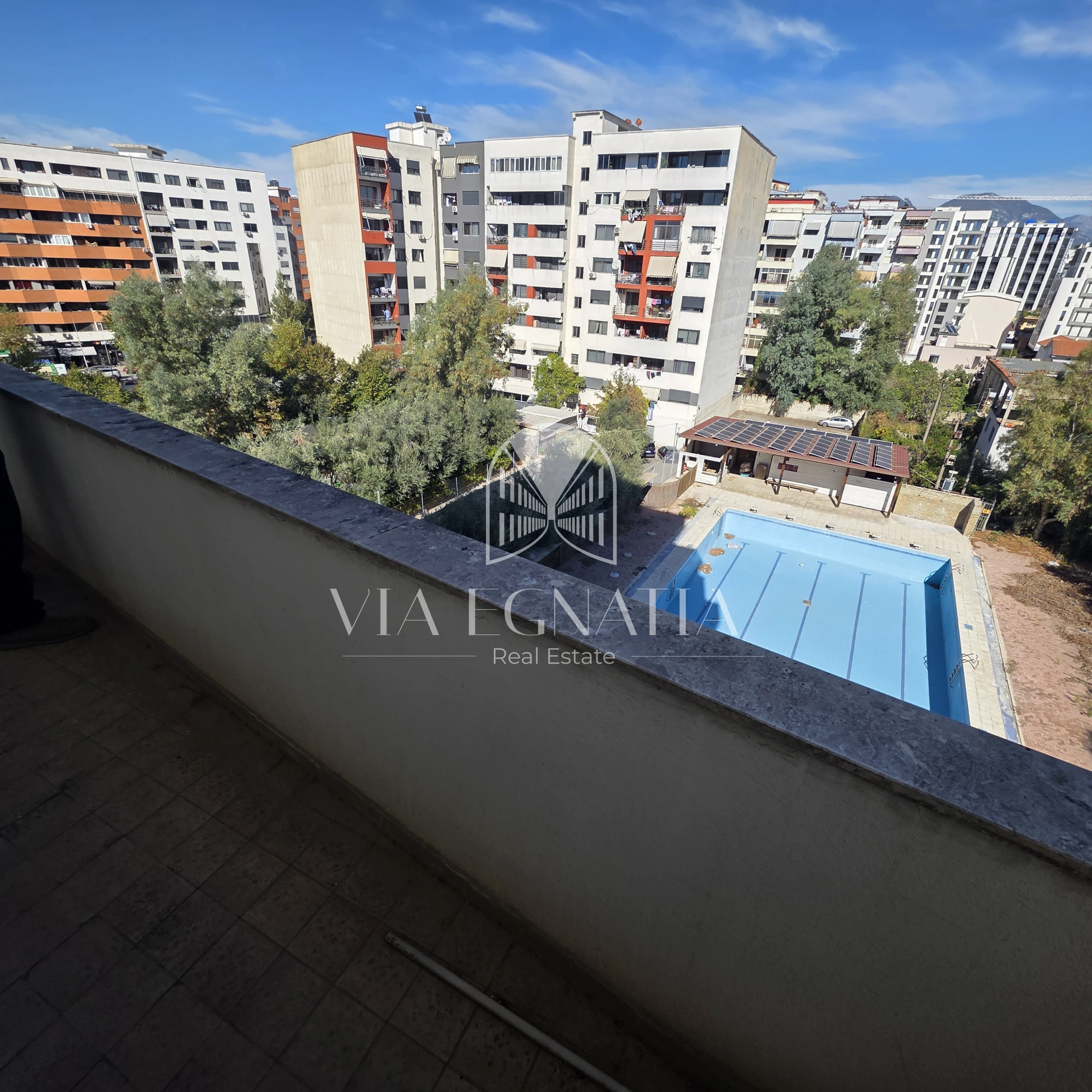 SHITET APARTAMENT 2+1 ME PAMJE TË LIRË DREJT DAJTIT – YZBERISHT, TIRANË