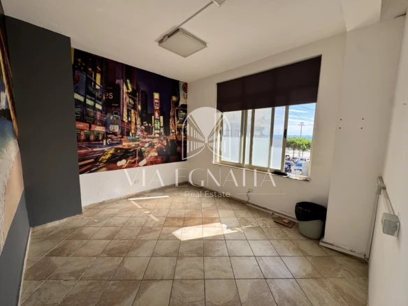 JEPET ME QIRA AMBIENT BIZNESI 110 M² – VOLLGA, DURRËS