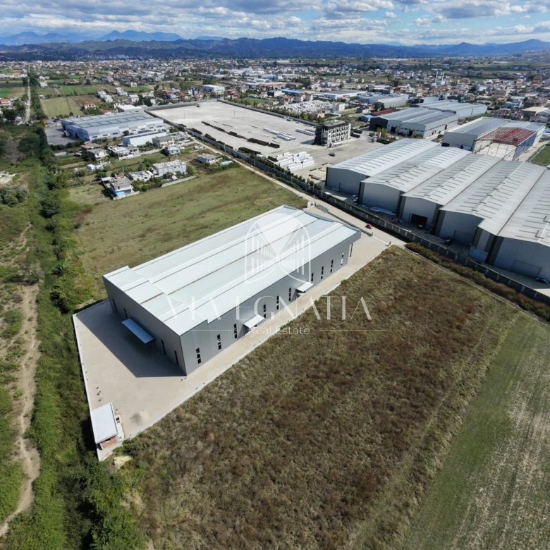 SHITET KAPANON INDUSTRIAL 800€/M², RRUGA XHAFZOTAJ–FLLAKË, DURRËS